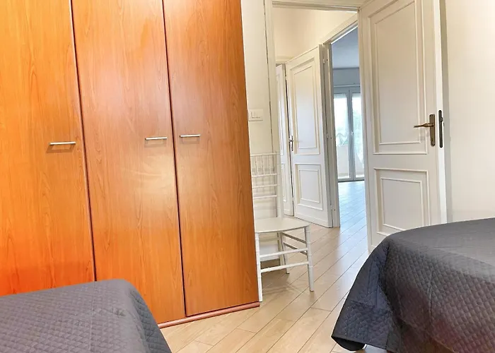 Alghero Charming Apartments, Steps From The Beach