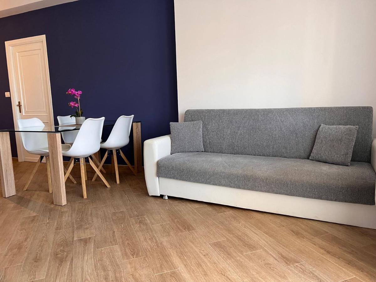 Charming Apartments, Steps From The * Alghero