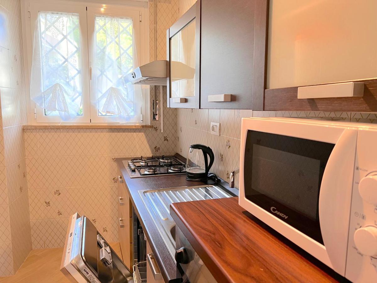 Charming Apartments, Steps From The * Alghero